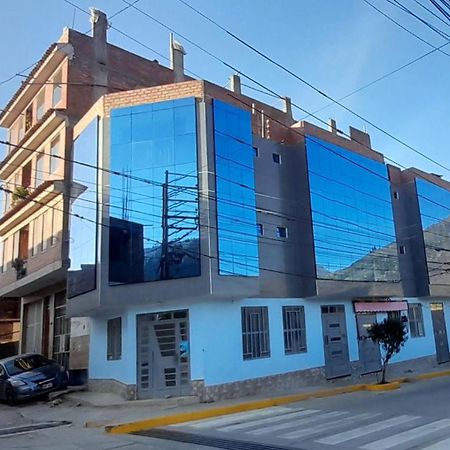 Отель Hostal Pura Casta Каруас Экстерьер фото